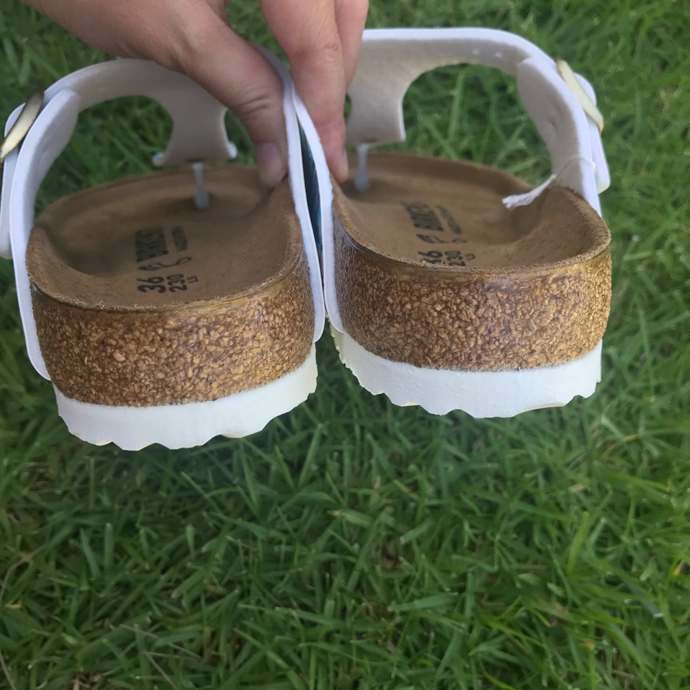 Birkenstock sz 36 - Picture 5 of 7